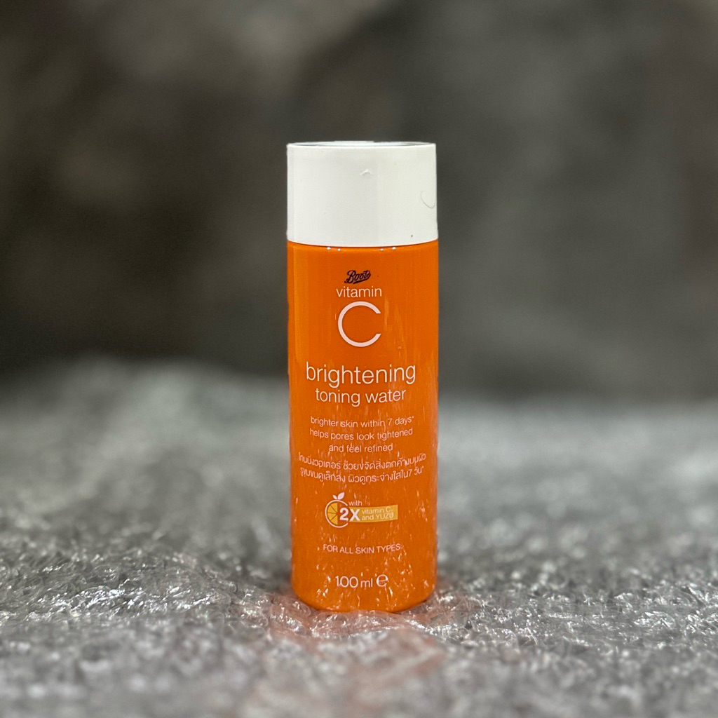 Boots Vitamin C Brightening Toning Water บู๊ทส์วิตามินซี โทนเนอร์
