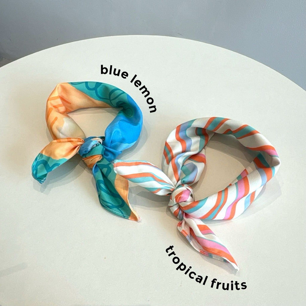 Wyllabrand ผ้าพันคอ Wylla scarf