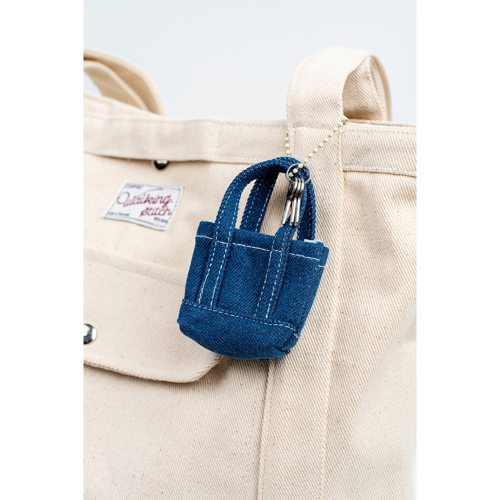 Walking Stitch : Junior : Tote Keyring : Denim : พวงกุญแจยีนส์