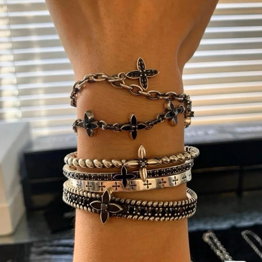 🔥Sale🔥สร้อยข้อมือไม้กางเขน SMFK Silent Syringa Vintage Gemstone Bracelet พร้อมส่ง