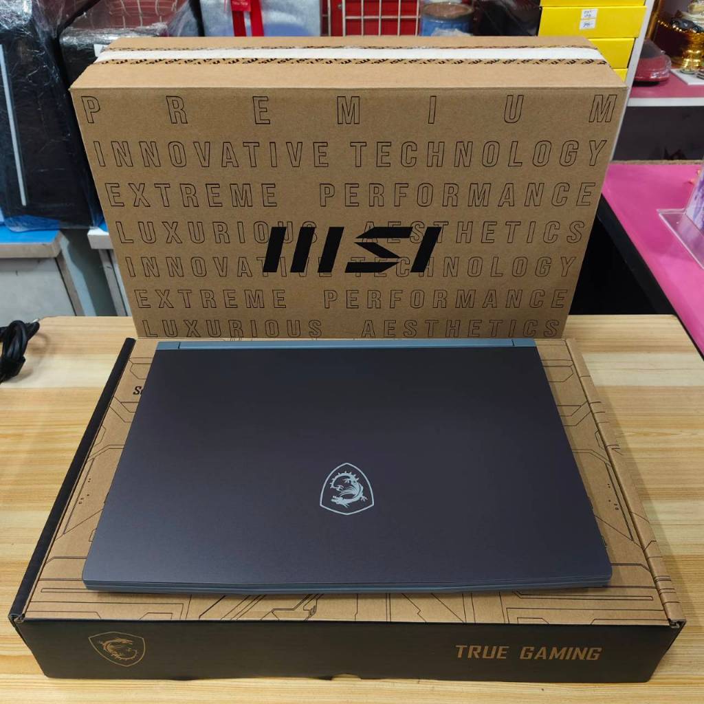 MSI THIN 15 B12UC-1426TH สภาพเครื่อง 100% ไร้ริ้วรอย ประกันศูนย์ 26/11/2026