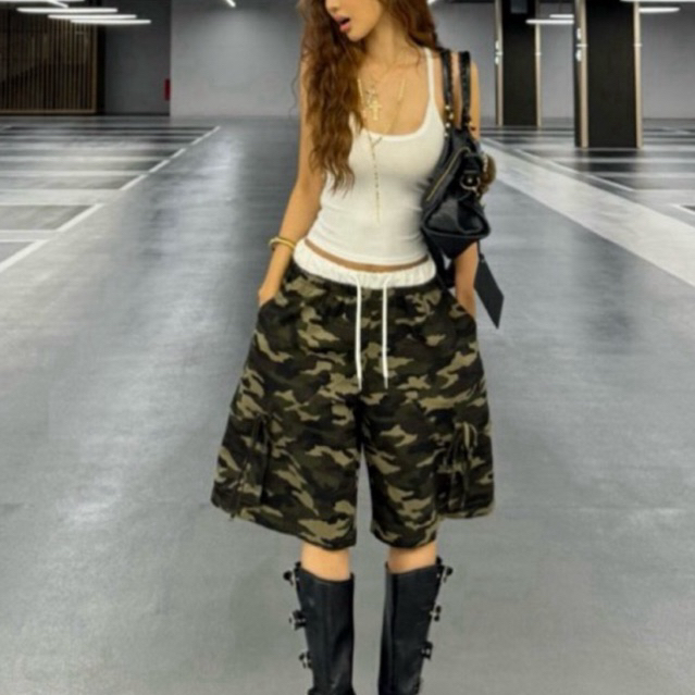 Nice.to.dress.u - Urban Camo Jorts