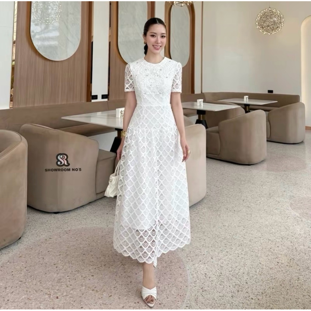ส่งต่อ ชุดเดรสสีขาว แบรนด์Vegas luxury
