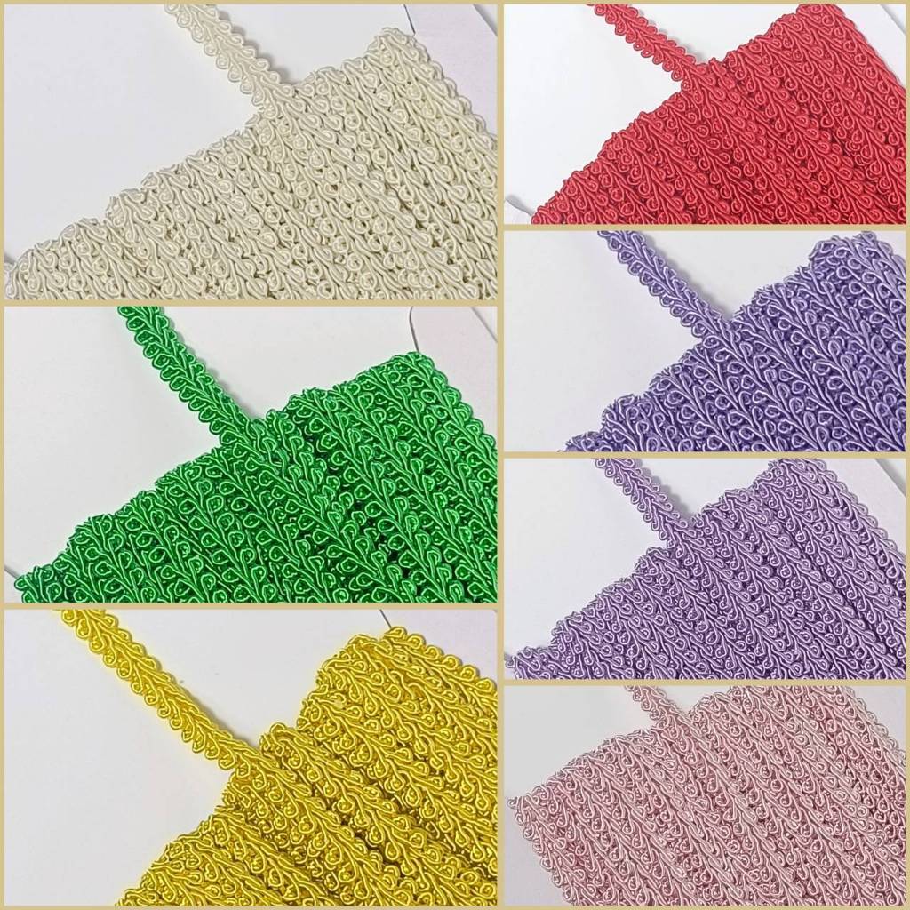 ดิ้นตะขาบ 9 มิล(8-9มิล) แบ่งขาย 1 เมตร  ดิ้นแถบสี ดิ้นตกแต่ง ขั้นต่ำเริ่มที่ 2 เมตร
