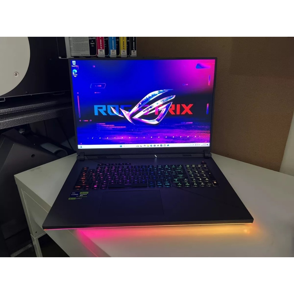 ต้นฉบับใหม่ ASUS Rog Strix G18 G814 18" RTX 4070 Gaming Laptop intel core i9 32GB DDR5 RAM, 2TB SSD 