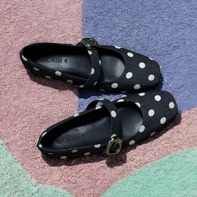 Blair ’Melbourne II Polka Dot black‘ รองเท้าลายจุด Polka Dot รุ่นนี้ใส่ตรงไซส์ได้เลยค่ะ หน้าเท้ากว้า