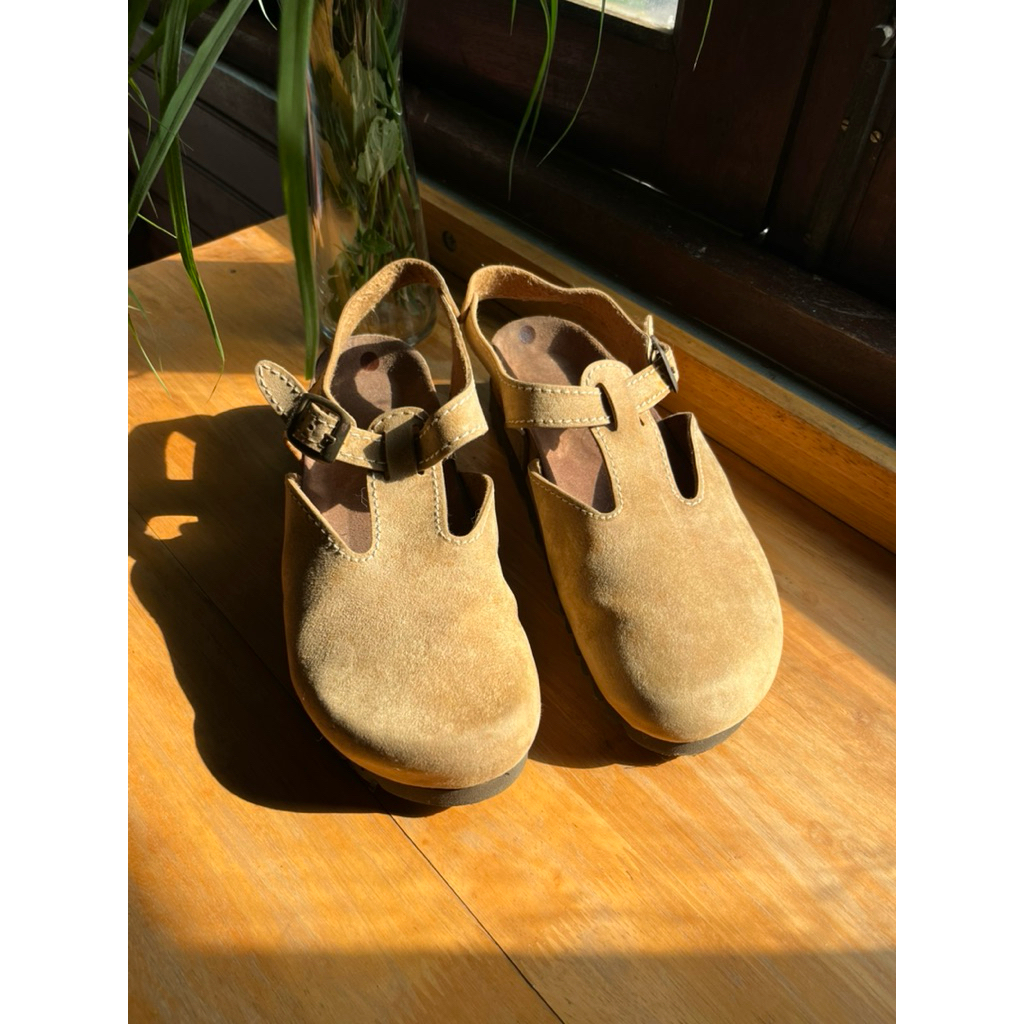 รองเท้าญี่ปุ่นมือสอง HAWKINS  หนังกลับสีน้ำตาล Size 39 ยาว 25CM. ใส่ได้ทั้งชายและหญิง