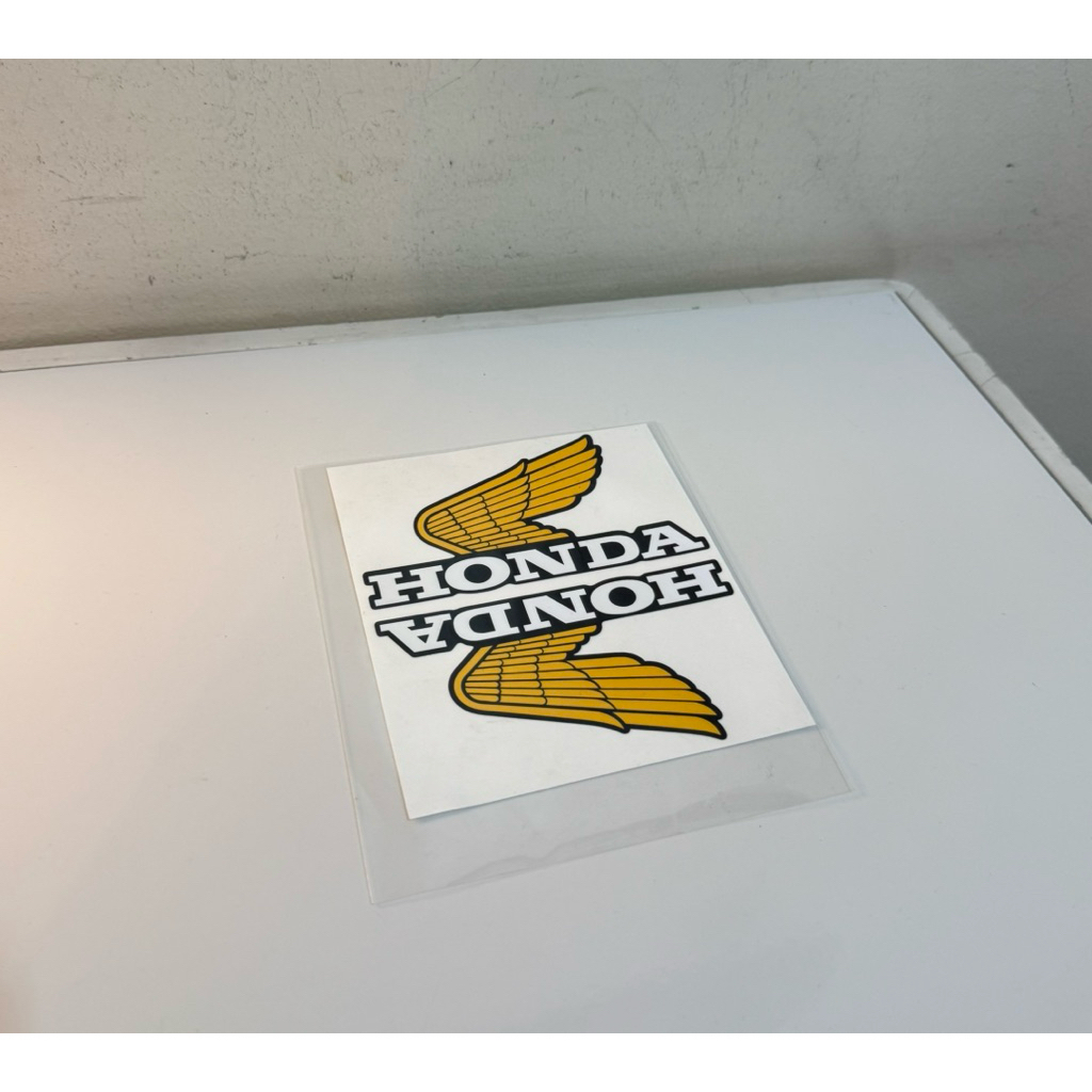 sticker ปีกนกเหลือง monkey Z125R - z50R ต่อคู่