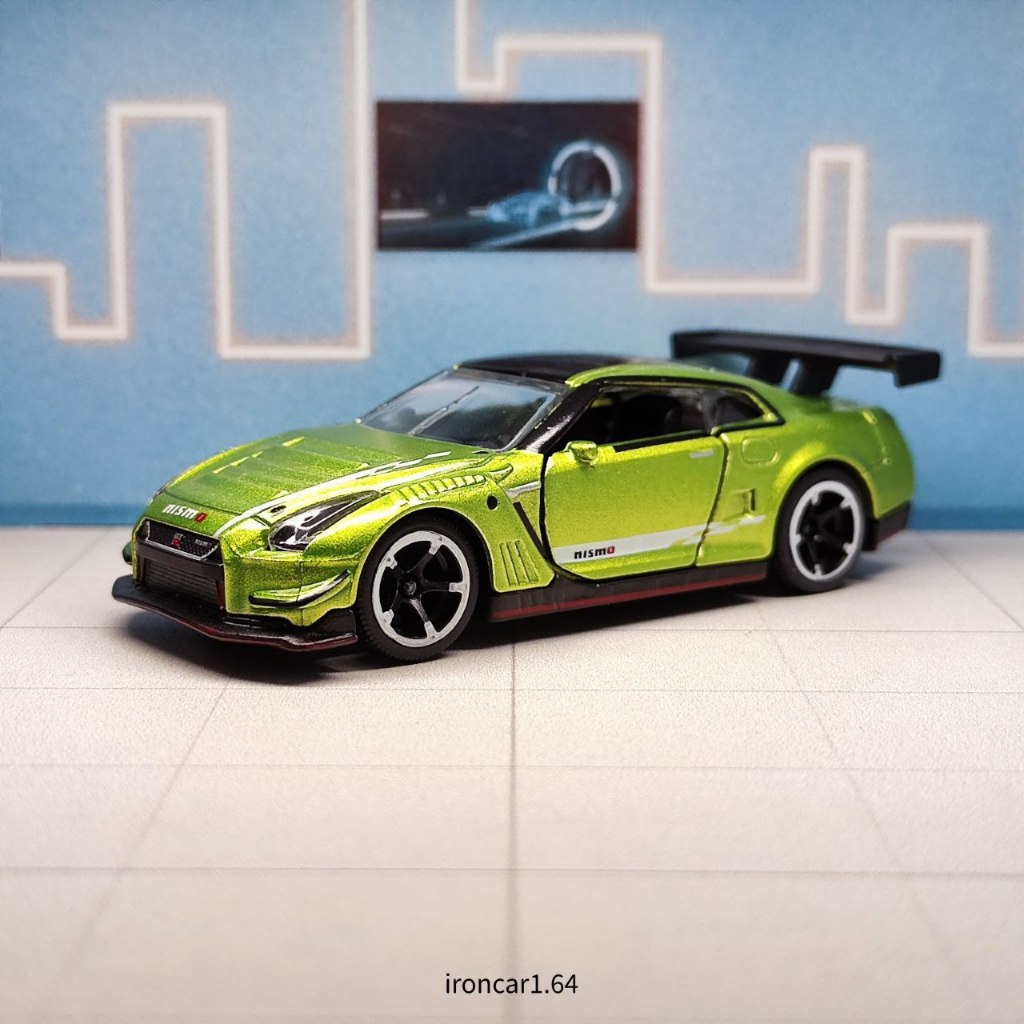 โมเดลรถ majorette nissan gtr r35 nismo สีเขียว ล้อยาง หายาก