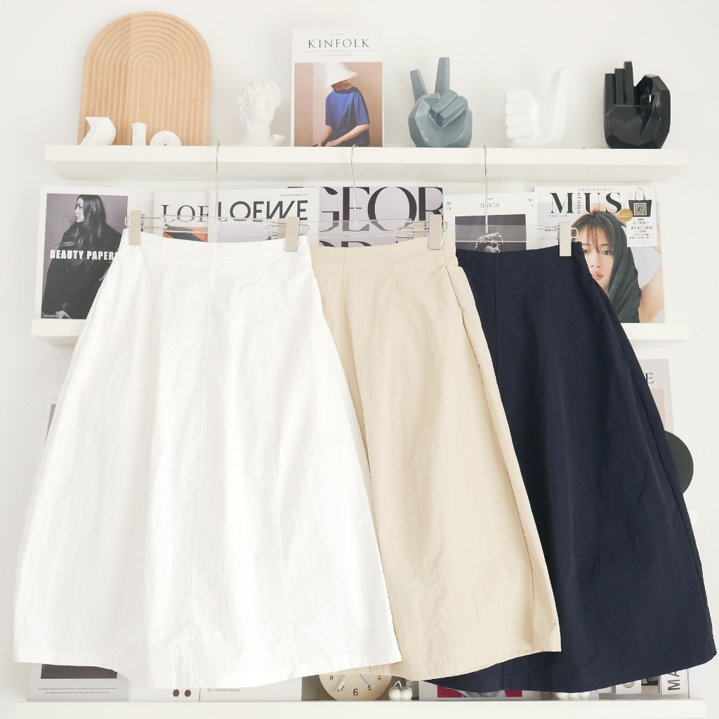 Lawyer Closet | [5281499]  กระโปรงสม็อคเอว ซิปข้าง กระเป๋าจริงซ้าย/ขวา กระโปรงอัดยับ ดีไซน์คลาสสิค  กระโปรงเอวสูงทรงสวย