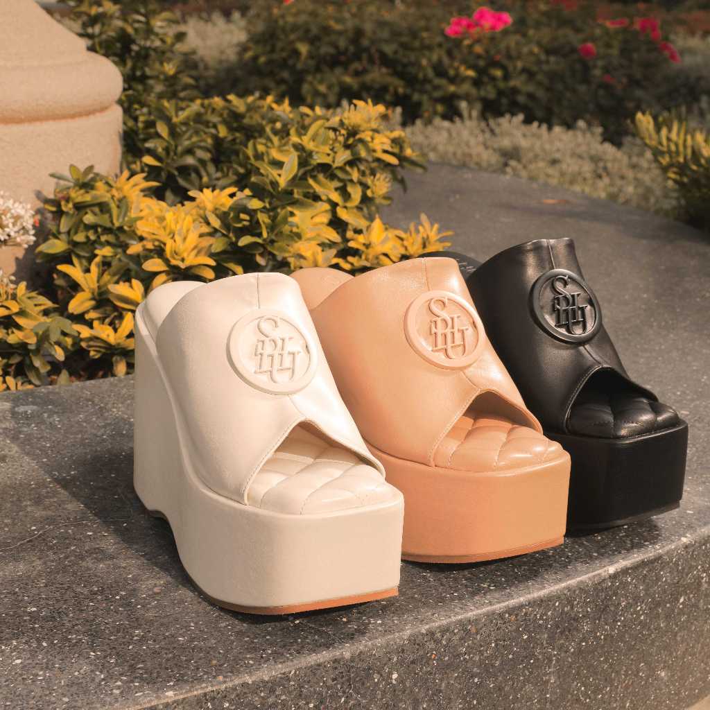 ✅SHU RUNWAY 5" MEGA PLATFORM MULE SIGNET