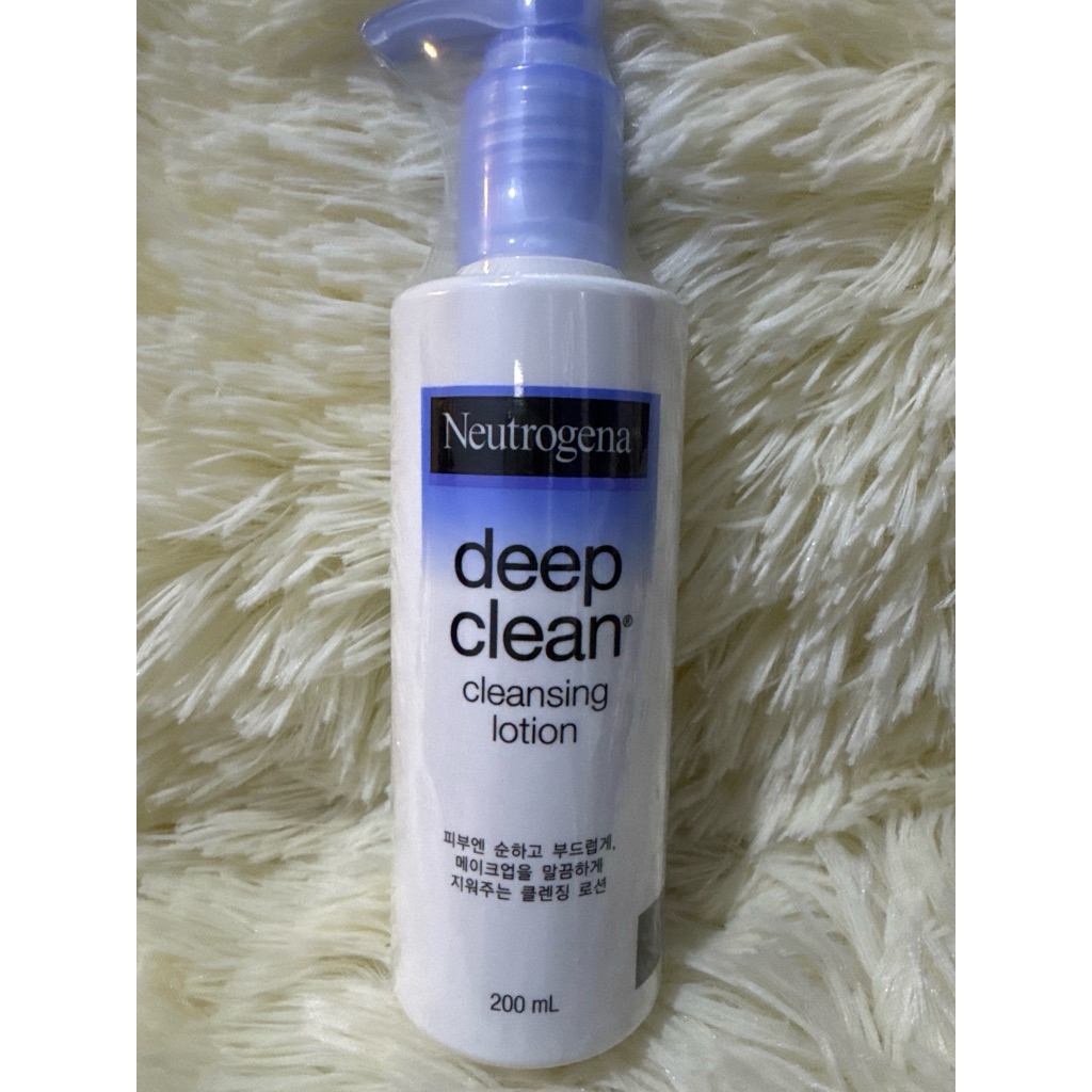 Neutrogena deep clean cleansing lotion