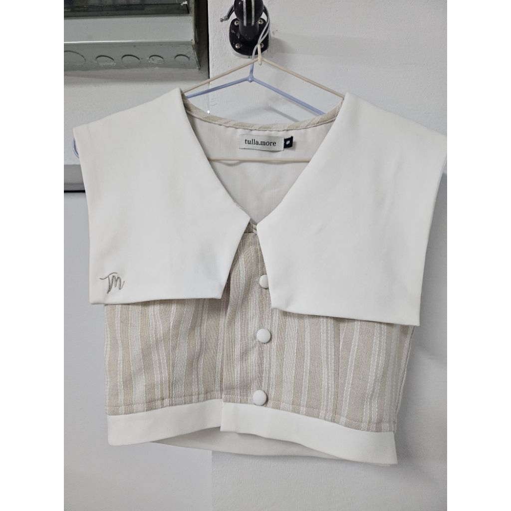 Tulla more size S ตำหนิที่ปก