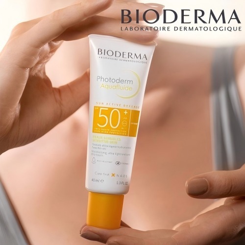 ครีมกันแดด Bioderma/Bioderma Photoderm Aquafluide SPF 50+ 40 มล./ครีมกันแดดสำหรับผิวผสม/ผิวมัน/ผิวที