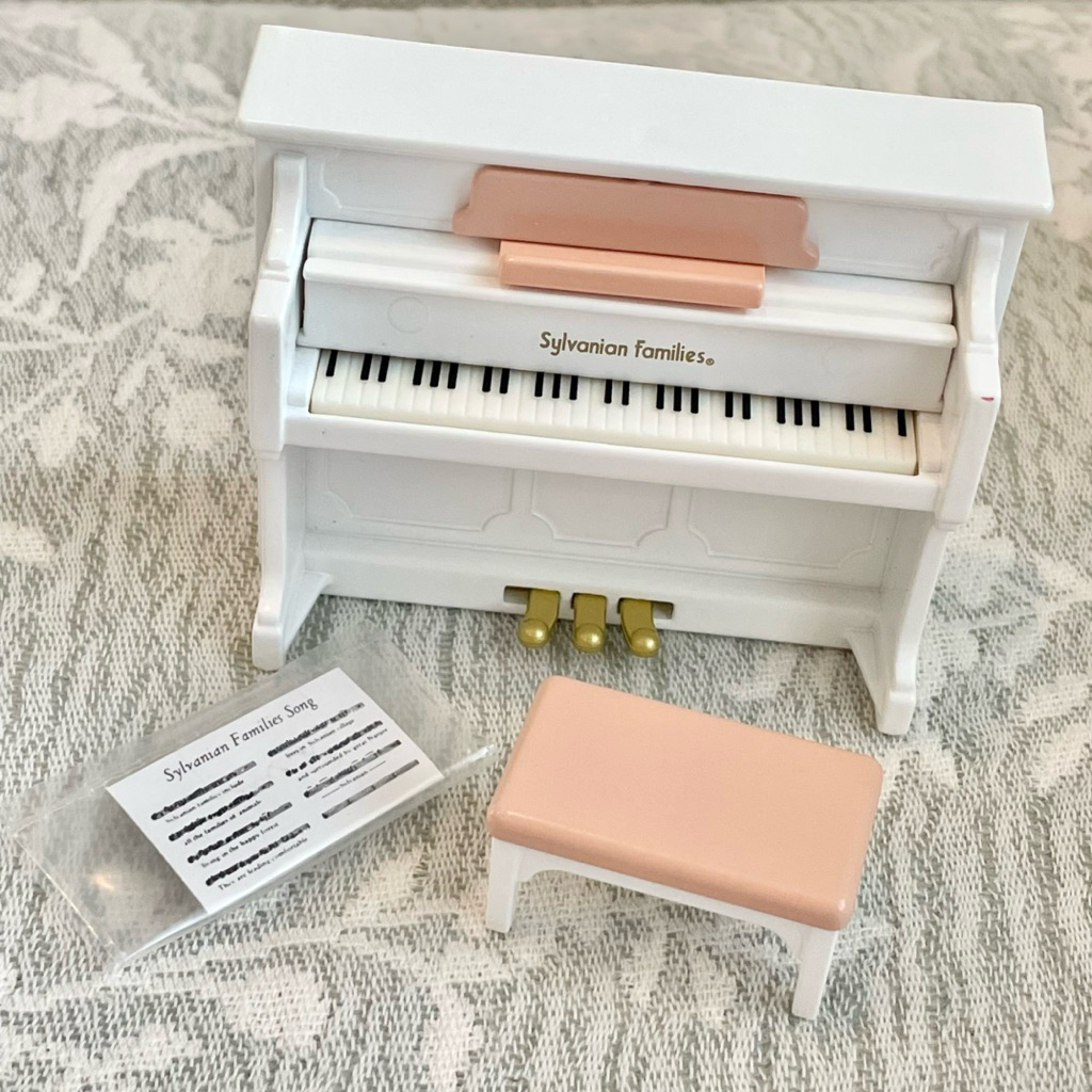 *มือสอง* เซ็ตเปียโน Sylvanian Families