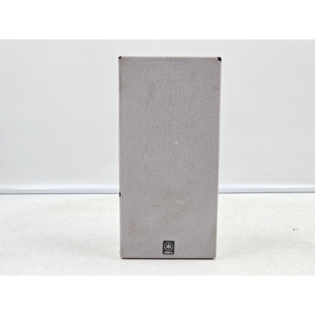 AX155 ลำโพง 1 ข้าง มือสองญี่ปุ่น (693) YAMAHA NX-S100S 6 โอห์ม Woofer 3.5 นิ้ว Size ตู้ 12x9x25CM ฝา