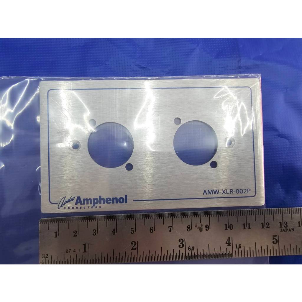 Amphenol แผ่นเพลทอลูมิเนียม AMW XLR-002P