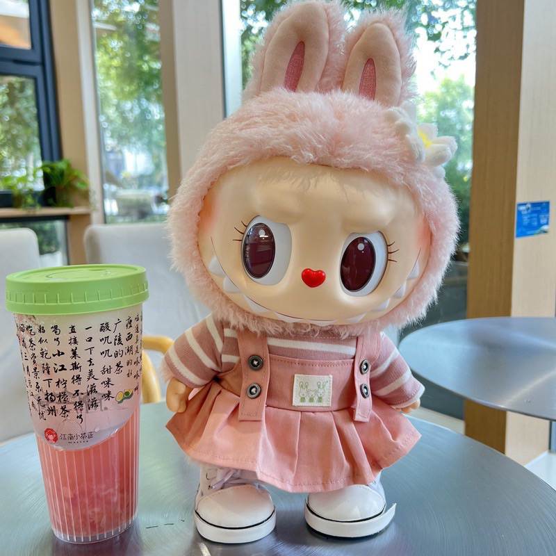 ชุดตุ๊กตาลาบูบู้ ชุดตุ๊กตา 38 cm.(ลาบูบู้มาการองใส่ไม่ได้)