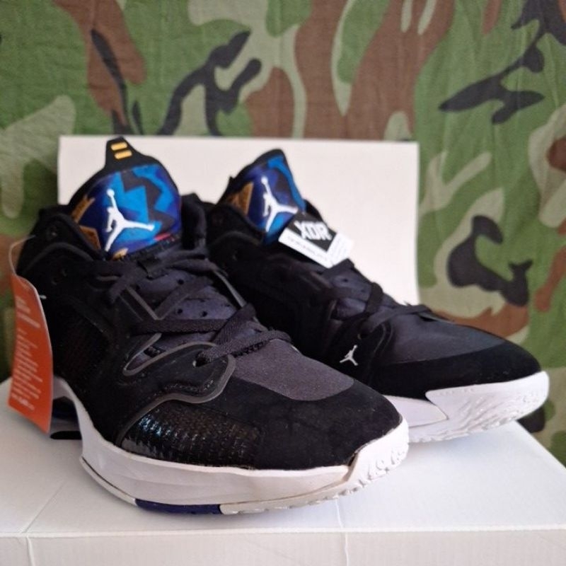 รองเท้าบาสเก็ตบอล Nike Jordan 37 เบอร์ 9.5 ตรงไซต์ มือสอง สภาพ 95%