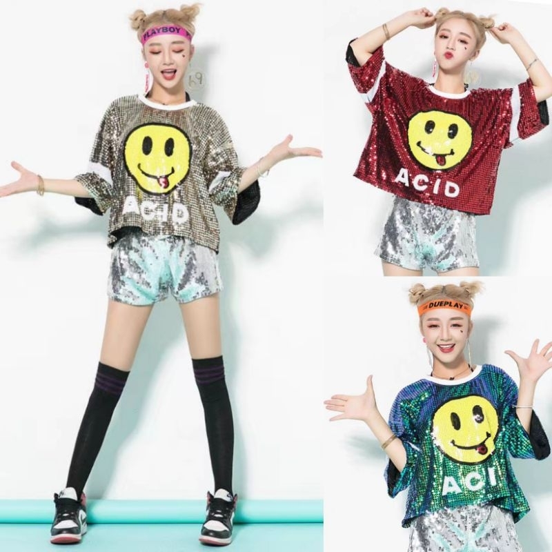 เสื้อครอปสั้นทรงOversizeปักเลื่อม+กางเกงขาสั้นปักกลิตเตอร์วิ้งๆแบบสปอร์ต (สินค้าในไทย )