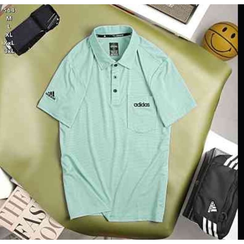 เสื้อกีฬาคอปกมีกระเป๋าของผู้ชาย