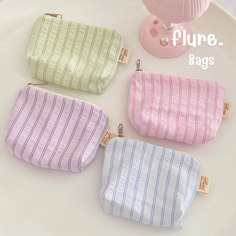 flure.bags กระเป๋าสตางค์ใส่เหรียญขนาดเล็ก สีพาสเทลลายเส้นตรง รุ่น Wendy