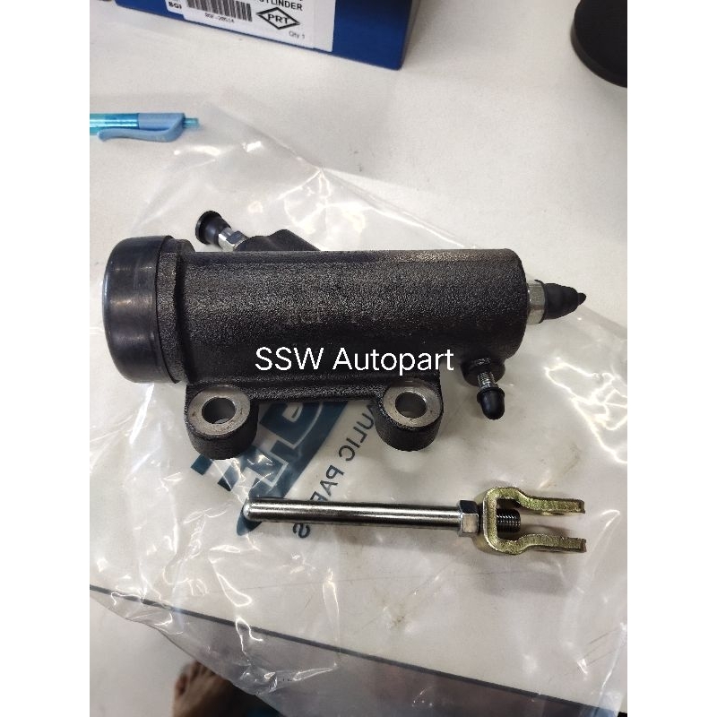 แม่ปั้มเบรค สําหรับ HINO KM/FC2W ขนาดกระบอก 1-1/2 นิ้ว (38mm)