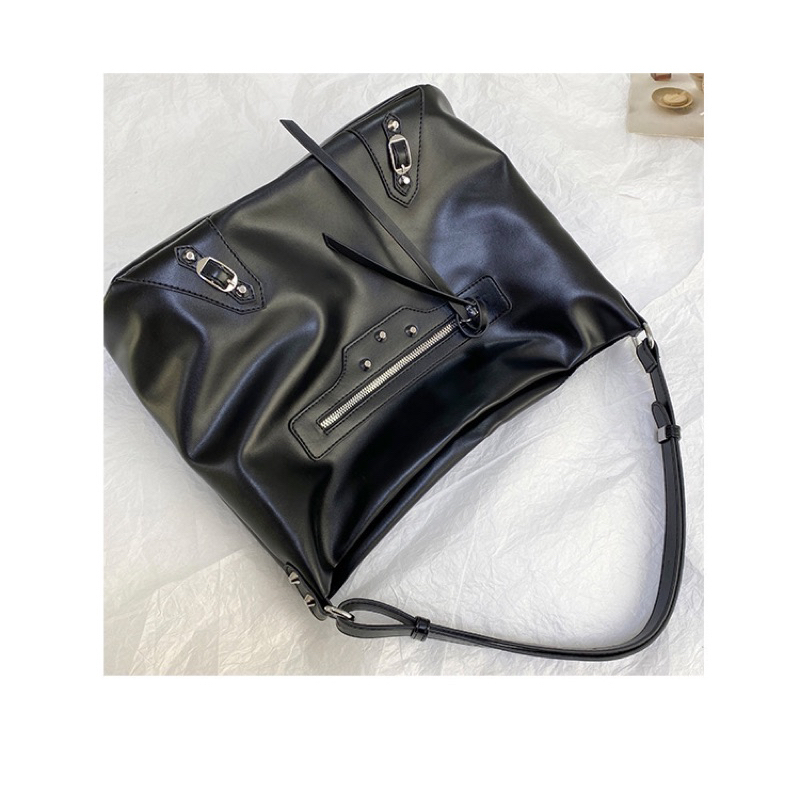 #พร้อมส่ง กระเป๋าสะพาย Dune Bag 🥡☁️