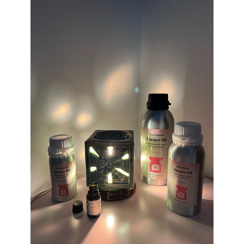Siam Aroma Burner oil น้ำมันหอมระเหยสำหรับหยดเตา 15ml น้ำหอมหยดเตาสยามอโรมา จุดเตาน้ำมันหอมในสปา จุดในห้อง กลิ่นที่1-15
