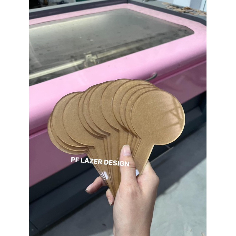 ป้ายอะคริลิกใส ใช้ปักไอศกรีม สามารถสั่งเขียนข้อความได้