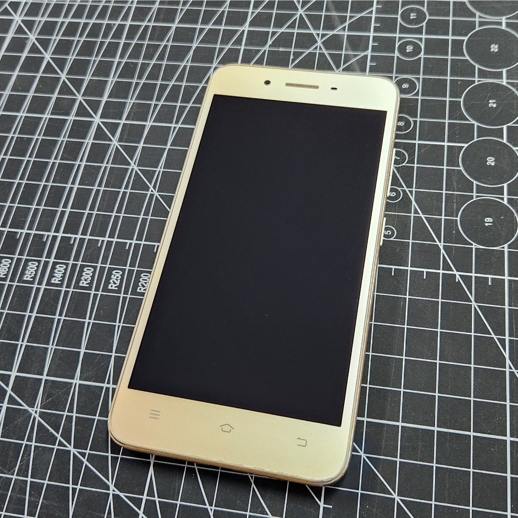 vivo Y53 / vivo 1606 2/32 มือสอง