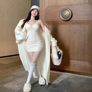 เดรสลูกไม้สายเดี่ยว มีบราในตัว คอวีแต่งลูกไม้ขอบอกติดและชายผ้า สีพื้นมินิมอล ชุดนอนไม่ได้นอน #8032