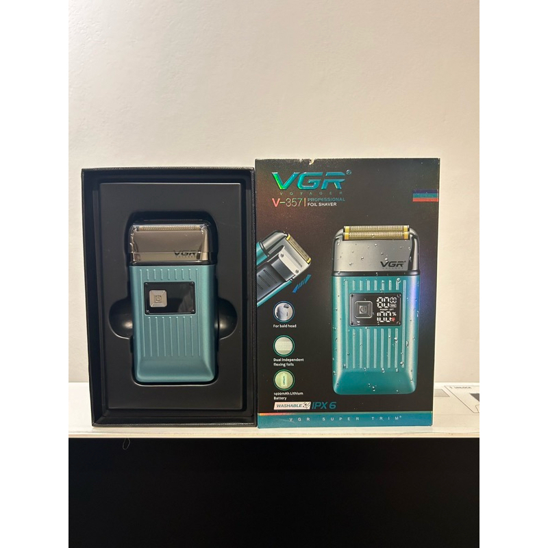 VGR vgr357 เครื่องโกนหนวดไฟฟ้า เครื่องโกนหนวดโกนเครา ปรับความแรงได้ 8000RPM(รอบ) มีจอบอกสถานะแบต