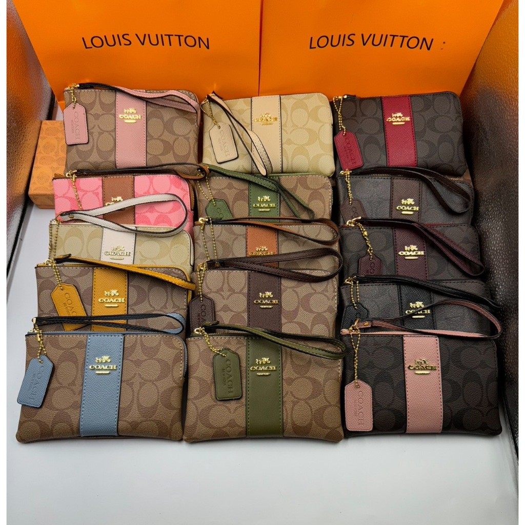 กระเป๋าคล้องมือcoach สินค้าแนะนำยอดนิยม ขนาด6.5นิ้ว สต๊อกพร้อมส่ง
