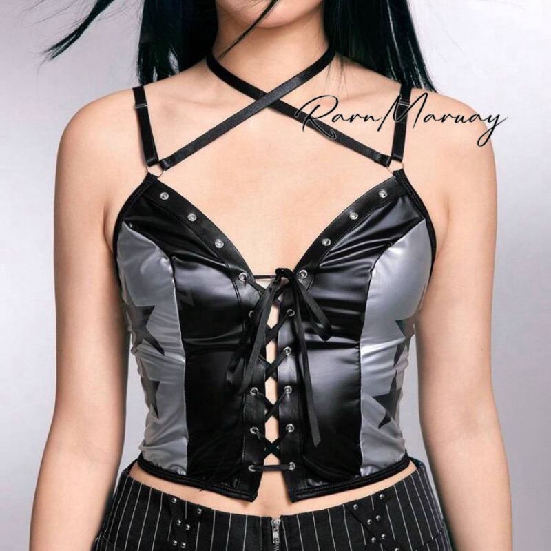 (พร้อมส่ง) เสื้อคล้องคอหนัง PU ลายดาว ตกแต่งเชือกด้านหน้า R0223