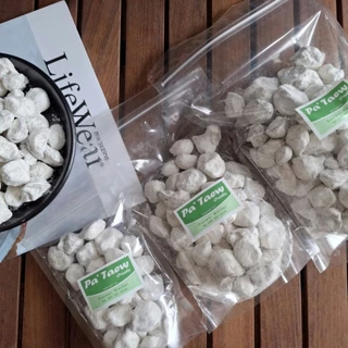 บ๊วยเค็มป้าแต๋ว ขนาด500กรัม รสชาติเค็มนำตามด้วยความหวานห่างๆ อร่อยน้ำลายสอ ชุ่มคอ บ๊วยฟูจิ บ๊วยเค็มแท้