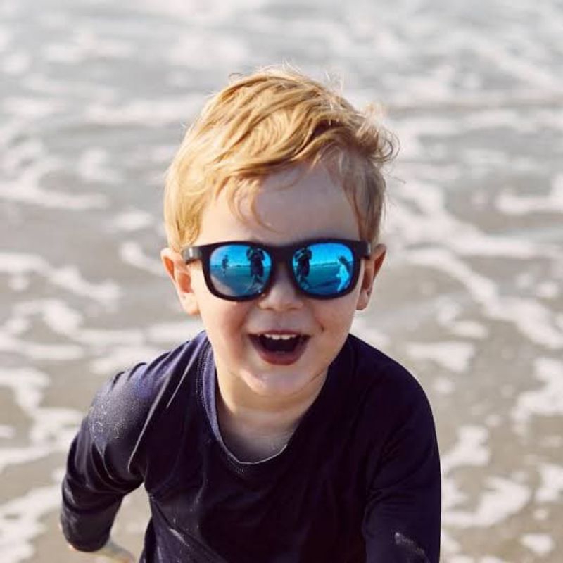 แว่นกันแดดสำหรับเด็กรุ่น Polarized แบรนด์ Babiators นำเข้าจากอเมริกา รุ่นใหม่ ของแท้ กันยูวี 100% มาพร้อมซองใส่แว่น