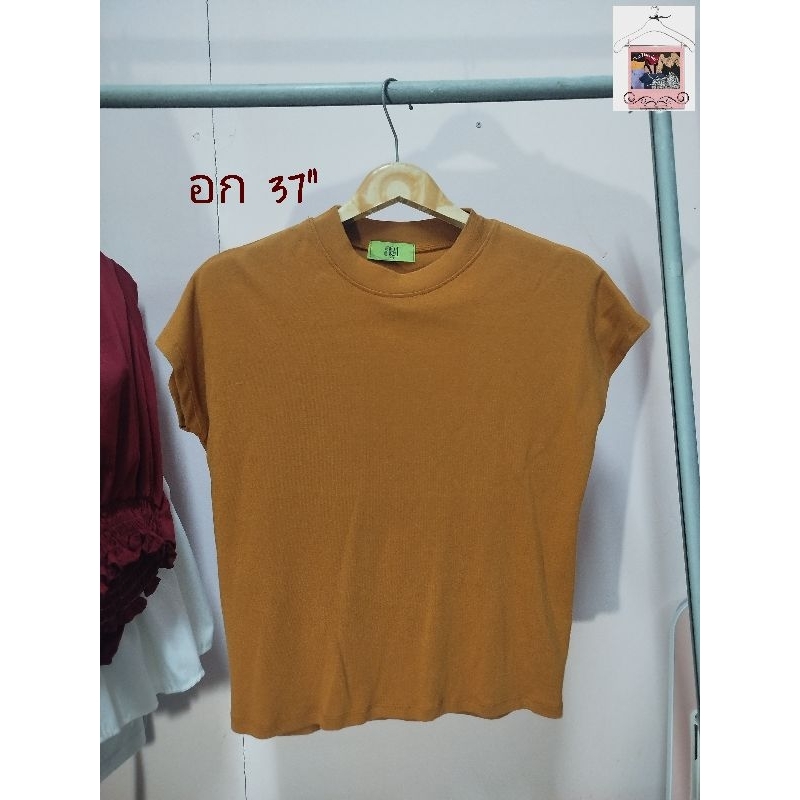 เสื้อยืด ผ้ายืด คอกลม แขนเกือบกุด a21 shop