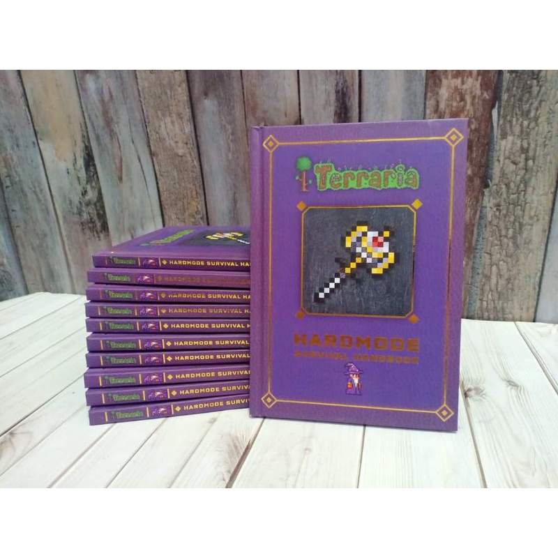 Terraria : Hardmode Survival Handbook หนังสือใหม่โล๊ะสต๊อกจากร้านหนังสือค่ะ หนังสือคู่มือเกมส์