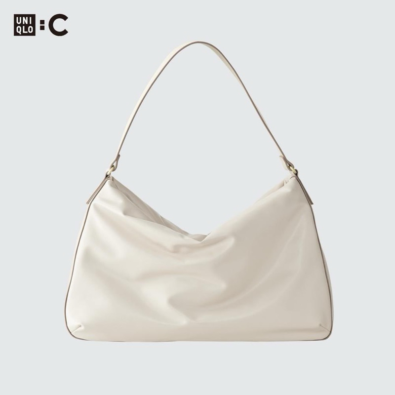 กระเป๋า uniqlo-c  faux leather puffy bag กระเป๋าสะพายยูนิโคล่