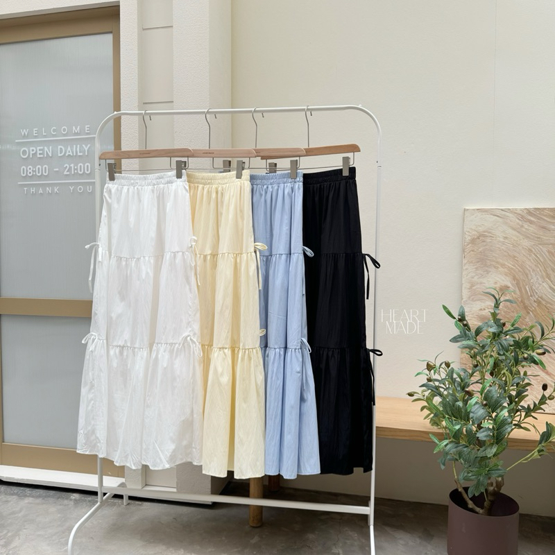 (A76) กระโปรง Claire รุ่นระบาย/โบว์ข้าง จาก Heartmade คอตตอนเกาหลี เอวสม็อคบันดาลในยาว - Lady, Clothing - Women, เดรส