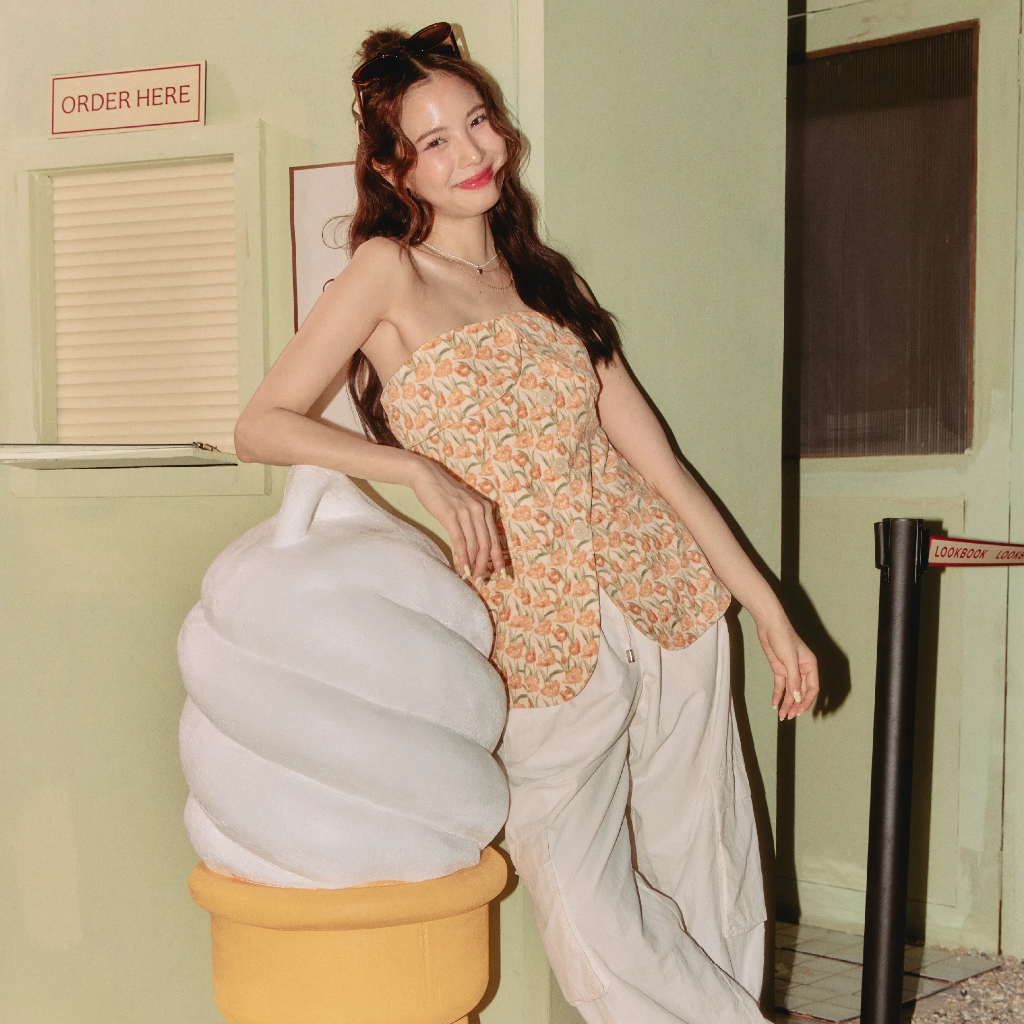 ส่งต่อ เหมือนใหม่ LOOKBOOK สุด cute Butterscotch Top / RIRI Dress / Pocket Skirt / Merci / Romeo / B