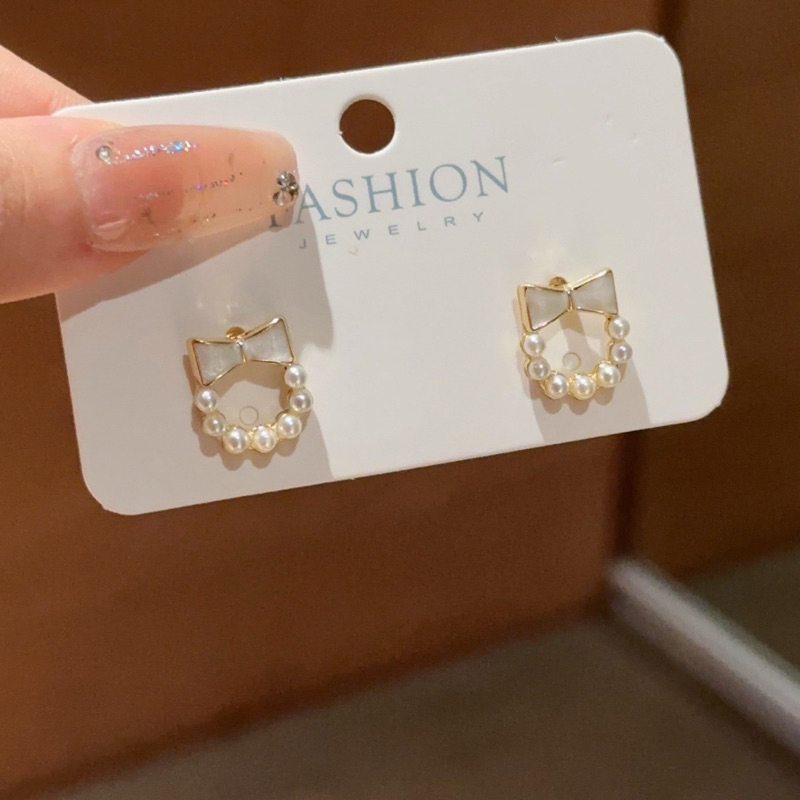 ต่างหู รูปโบว์ล้อมไข่มุก Sasa Earrings (รหัสER15)