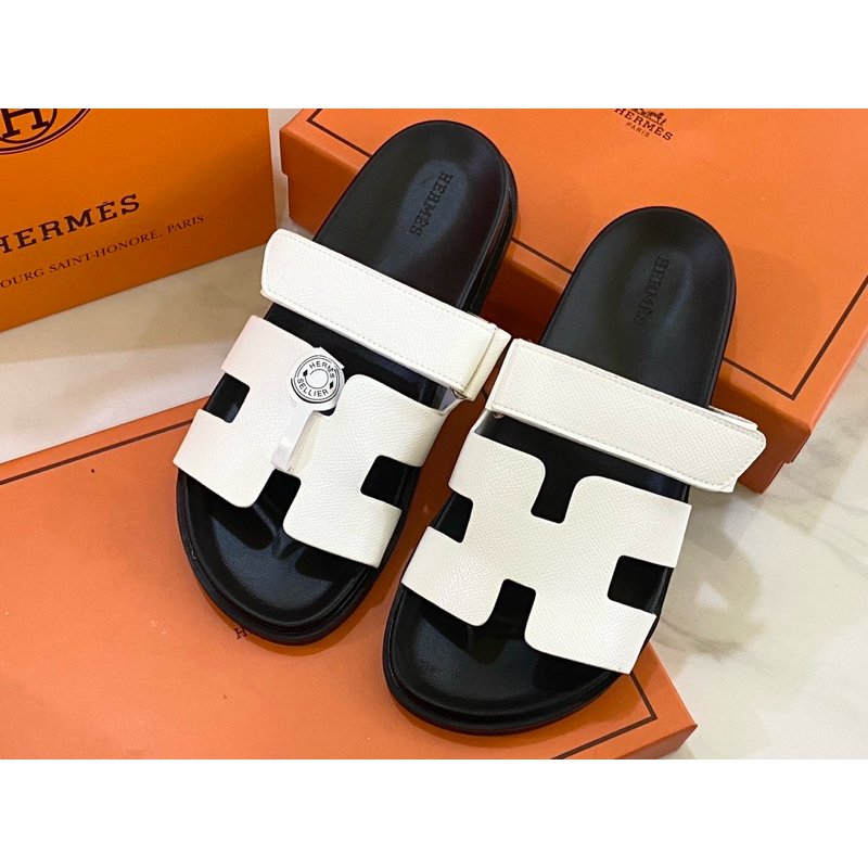 รุ่นขายดี🔥รองเท้าแตะ H แบบสวม ที่ต้องมี ใส่แล้วสวยมาก ตรงปก💯(size36-40)แถมกล่อง