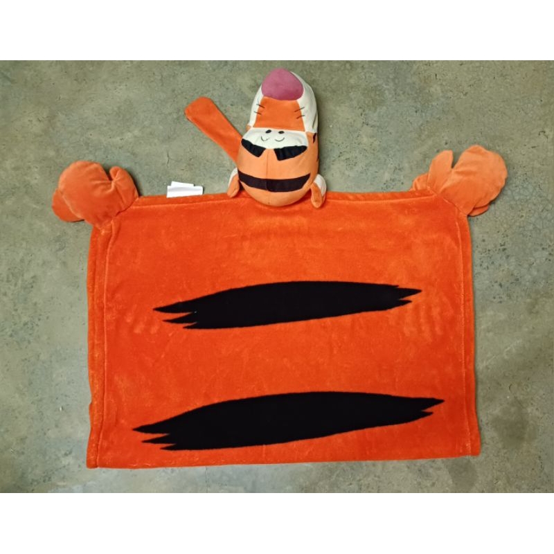 ผ้าห่ม ทิกเกอร์ ดิสนีย์  Disney Winnie The Pooh Tigger Soft puppet Blanket
