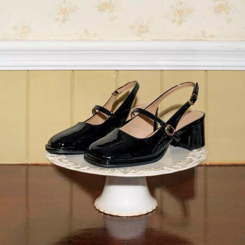 ส่งต่อ The Classic Sling - Labotte.bkk รองเท้ารัดส้น Mary Jane