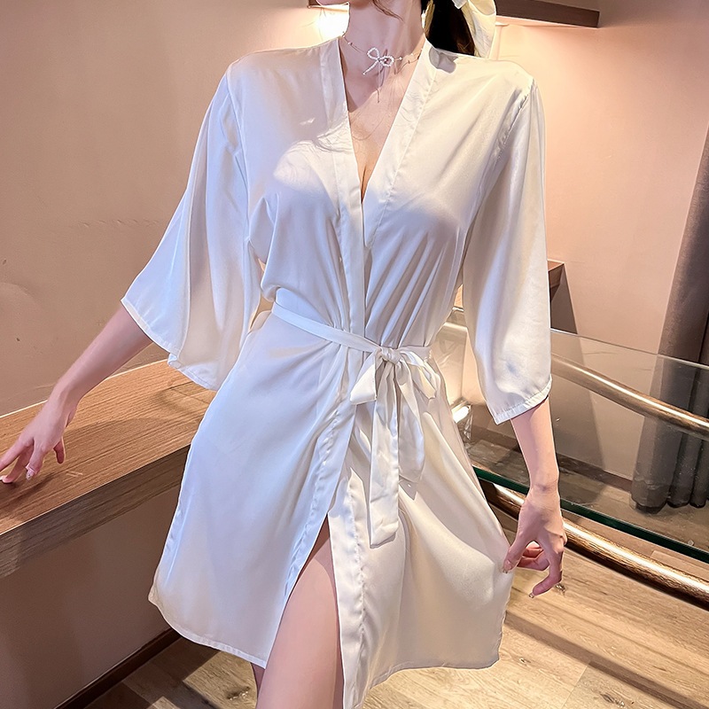 ชุดคลุม  ชุดนอนไม่ได้นอน ผ้าซาตินพร้อมสายคาด พร้อมส่ง 4 สี S-008 ราคาส่ง