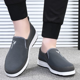 Wooho สินค้าใหม่ รองเท้าผ้าใบทรงสลิปออน ทรงสวยสีพื้น แมทช์ง่…