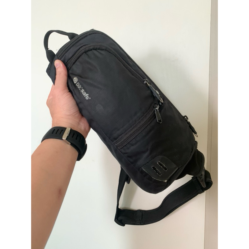 Pacsafe Crossbody bag (VIBE 150 slingbag )ของแท้ มือสอง