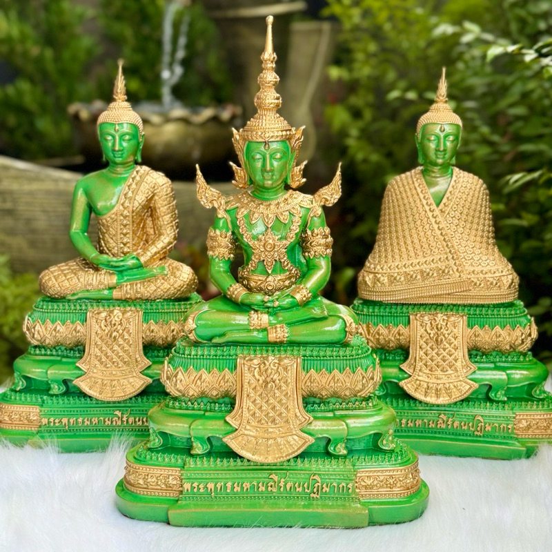 พระแก้ว3ฤดู แร่เหล็กน้ำพี้ หน้าตัก5นิ้ว แถมฟรีฐานรอง